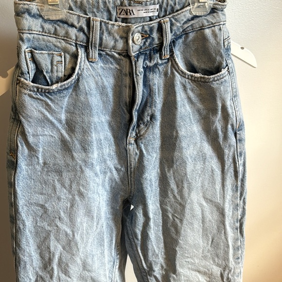 Zara straight leg jeans. - Picture 2 of 7